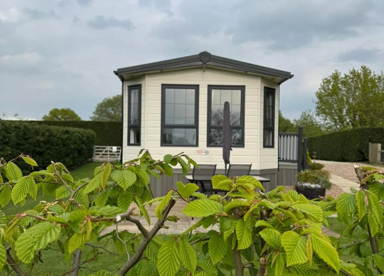 Field House Farm - Owl Lodge Or Honey Pod - Countryside Stay Near York Skipwith